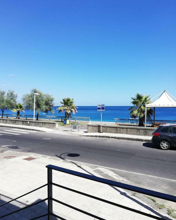 Sicilia Bedda B&B Nizza di Sicilia Exterior foto